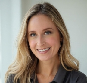 Jacqueline Kehoe Headshot